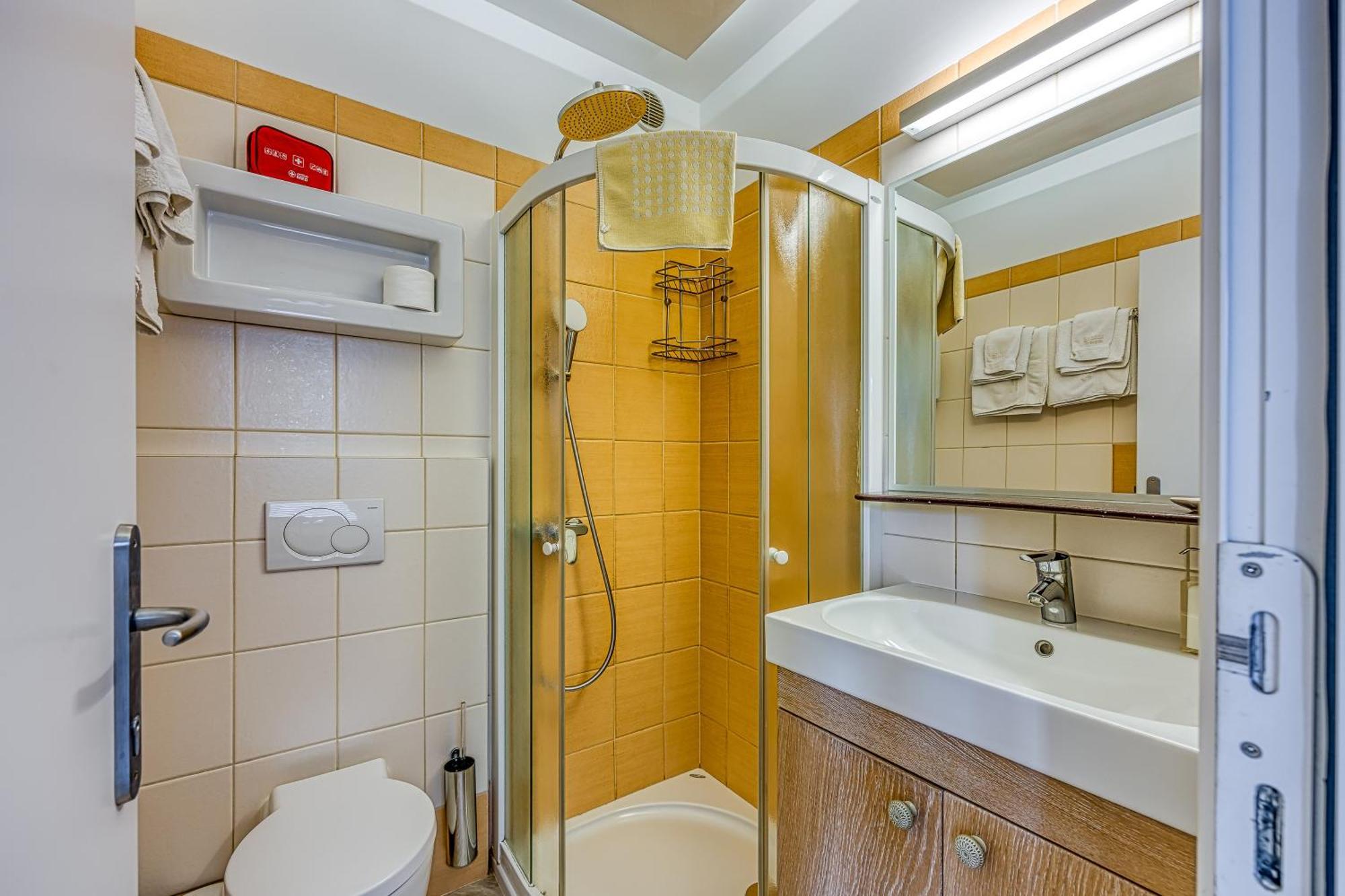 Debeli Rtic Apartments - Happy Rentals Анкаран Экстерьер фото