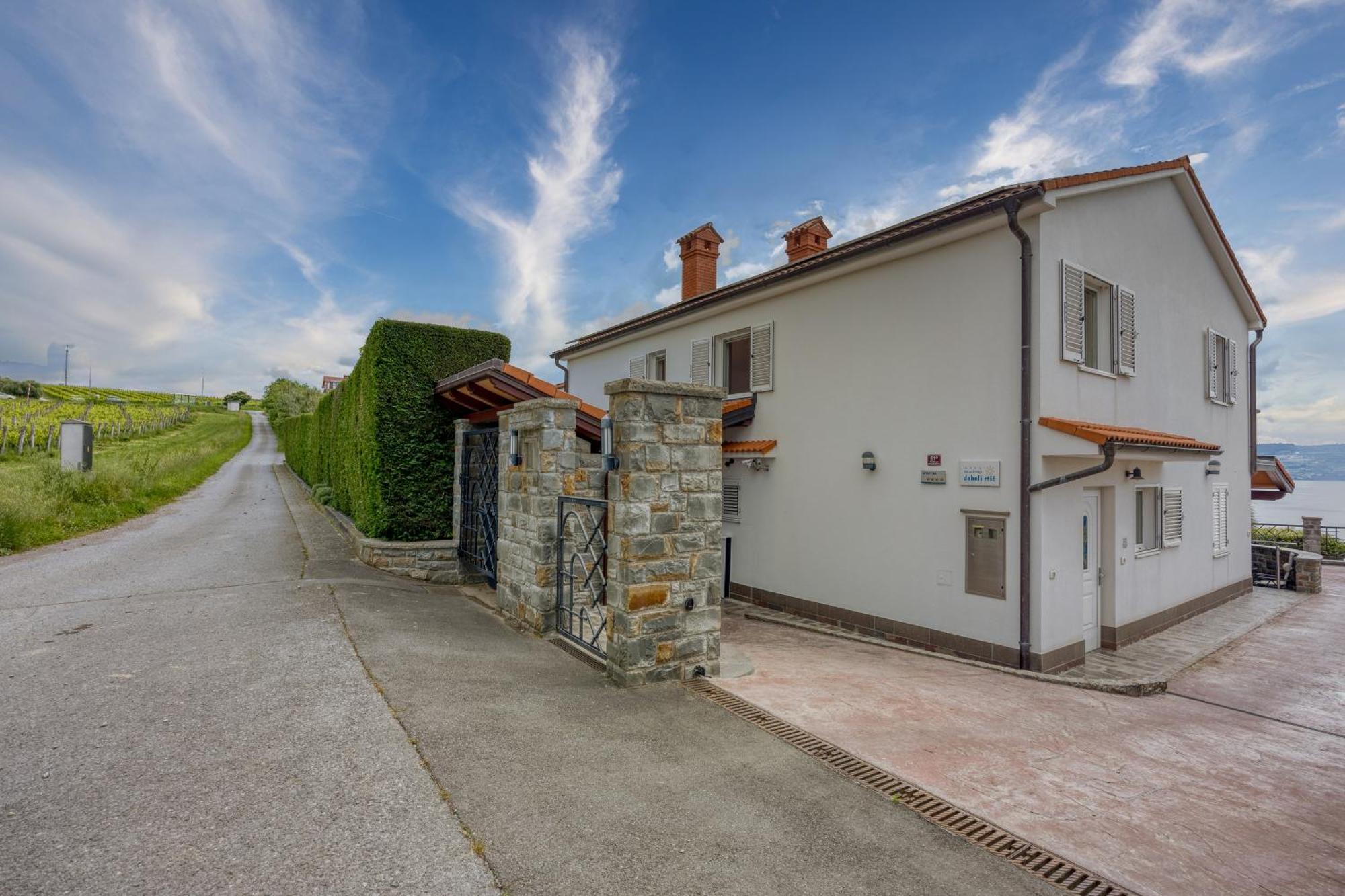 Debeli Rtic Apartments - Happy Rentals Анкаран Экстерьер фото